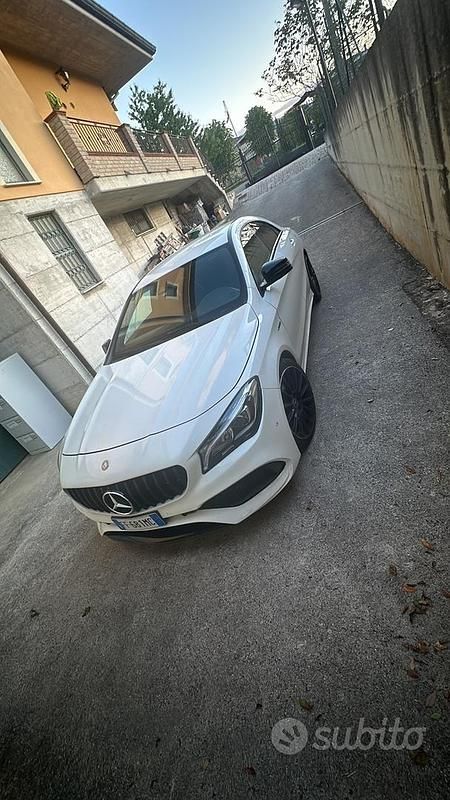 Usata Mercedes CLA220 177 CV (130 kW) 2016 Bianco Berlina