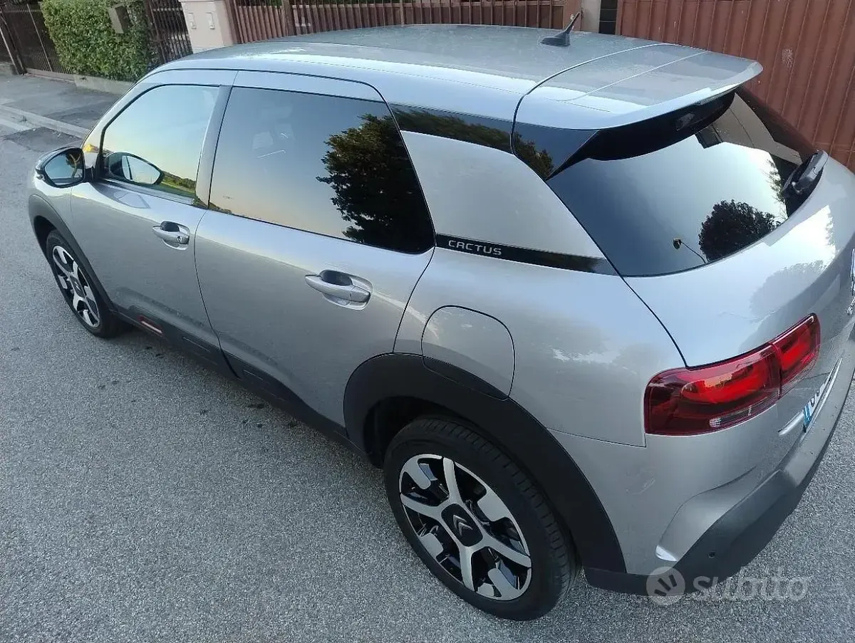 Usata Citroën C4 Shine 120 CV (88 kW) 2020 Grigio Berlina