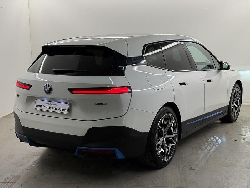 Usata BMW iX 239 kW (326 CV) 2021 Bianco SUV