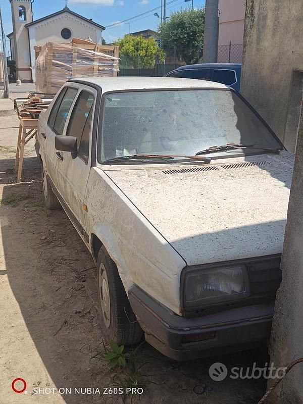 Begagnad VW Jetta 1987 Vit Sedan