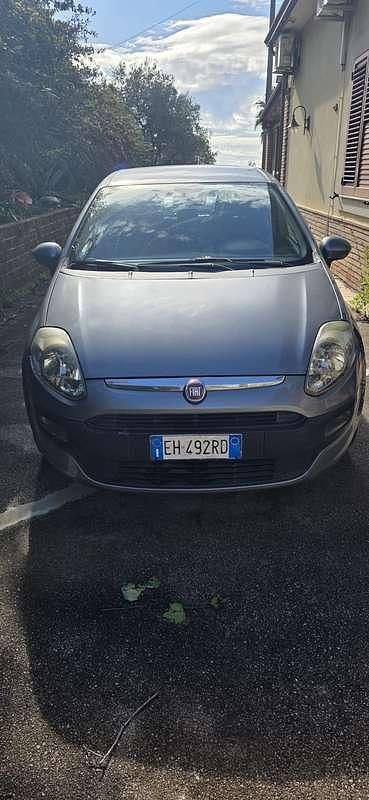 Usata Fiat Punto Evo Dynamic 95 CV (69 kW) 2011 Grigio Utilitaria