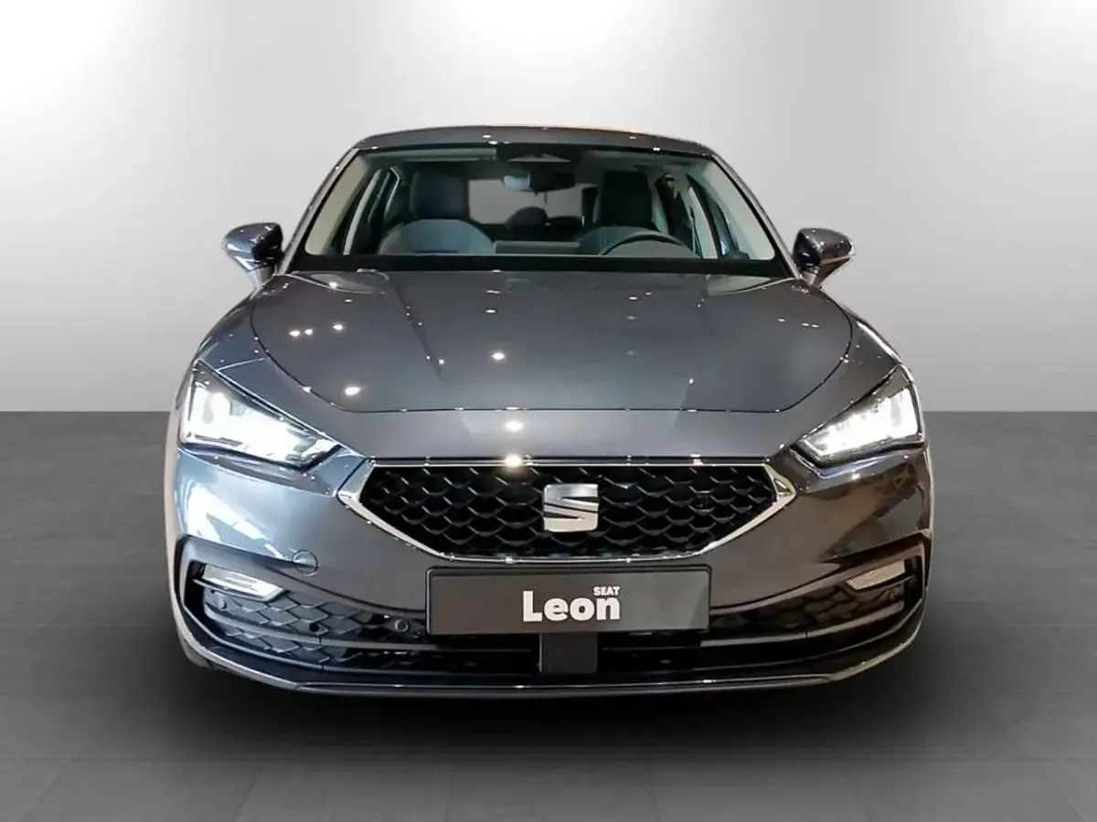 Nuova Seat Leon Business 116 CV (85 kW) 2026 Magnetic tech Berlina