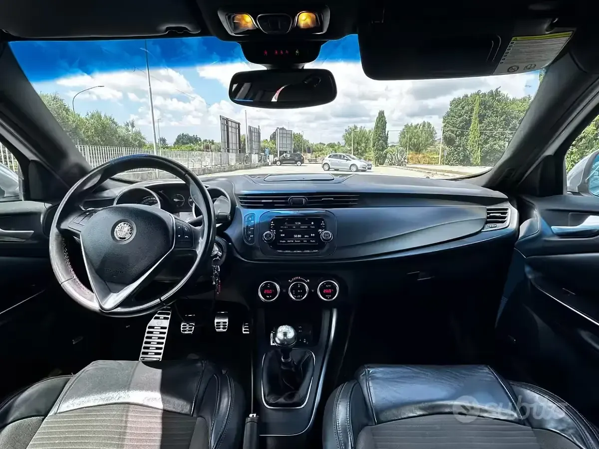 Usata Alfa Romeo Giulietta 109 CV (80 kW) 2015 Utilitaria