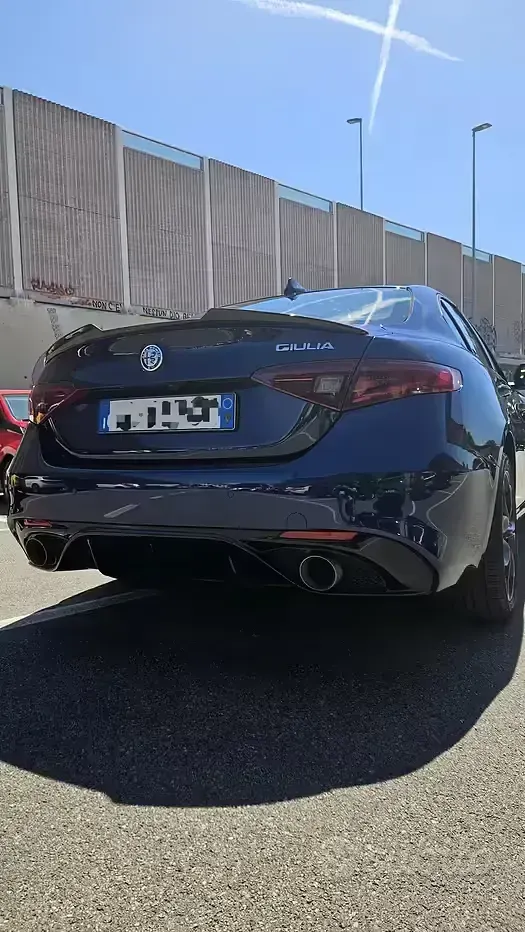 Usata Alfa Romeo Giulia Sprint 201 CV (147 kW) 2020 Blu Berlina