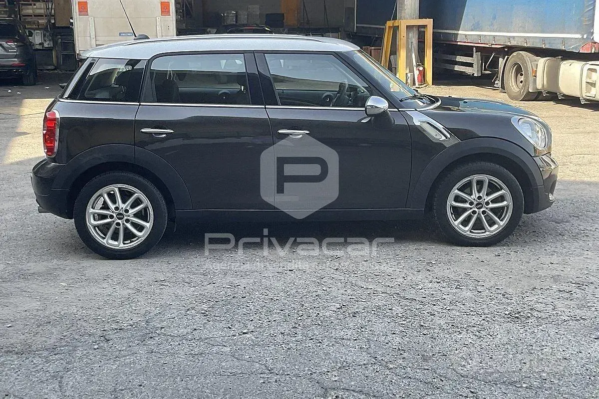 Usata Mini Cooper D Countryman Business 111 CV (81 kW) 2014 Nero SUV
