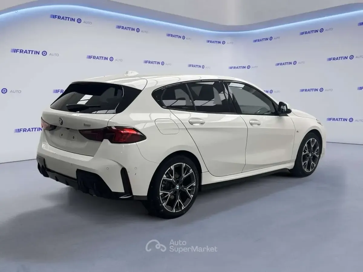 Occasion BMW 120 M Sport 176 ch (129 kW) 2025 Blanc Citadine