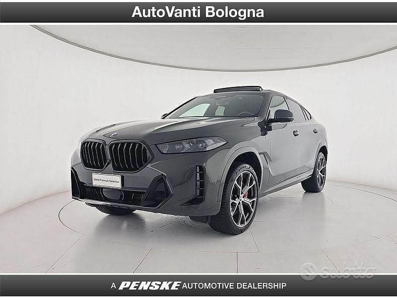 Usata BMW X6 M Sport 298 CV (219 kW) 2025 Grigio SUV