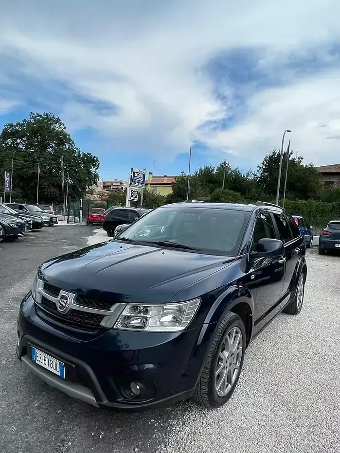 Usata Fiat Freemont Cross 170 CV (125 kW) 2015 Bluazzurro SUV