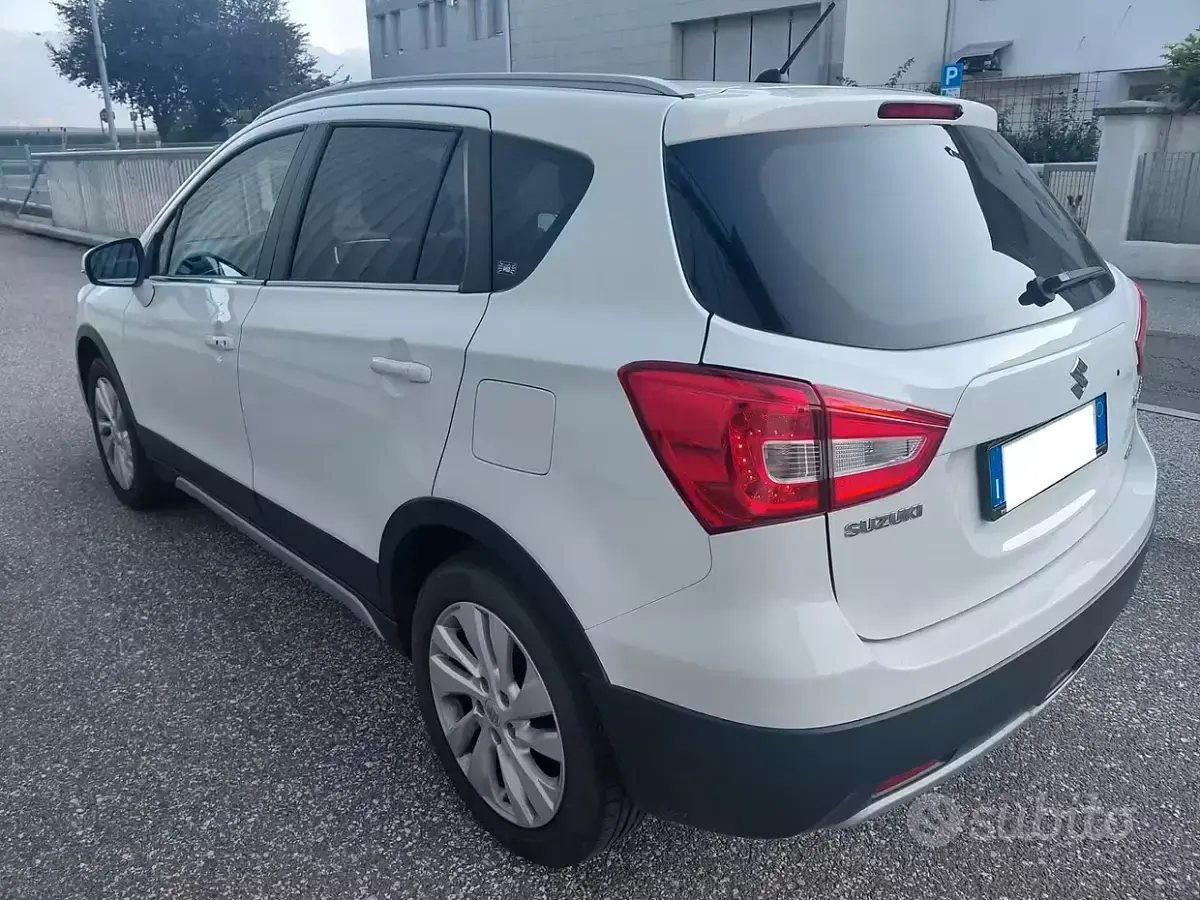 Usata Suzuki SX4 S-Cross 120 CV (88 kW) 2016 Bianco SUV