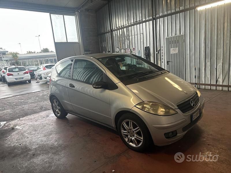 Usata Mercedes A150 Elegance 95 CV (69 kW) 2006 Grigio Berlina