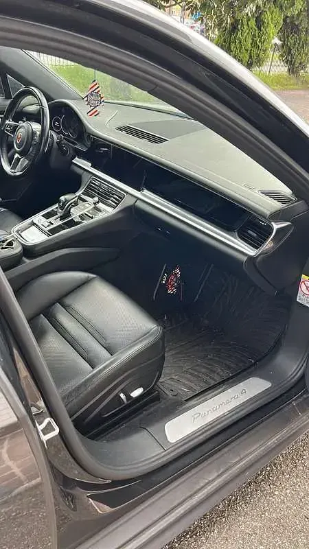 Usata Porsche Panamera Sport Turismo 330 CV (242 kW) 2018 Berlina