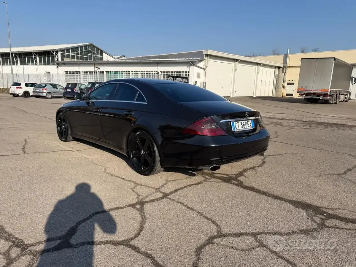 Usata Mercedes CLS500 306 CV (225 kW) 2005 Nero Berlina