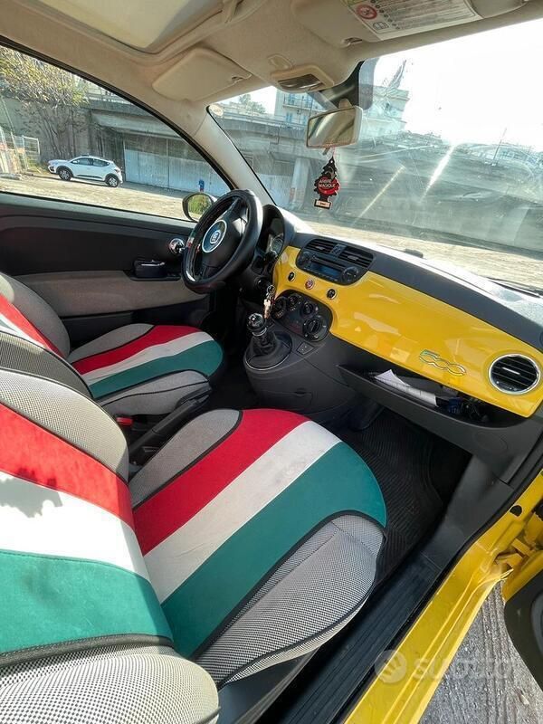 Usata Fiat 500 75 CV (55 kW) 2009 Giallo Utilitaria
