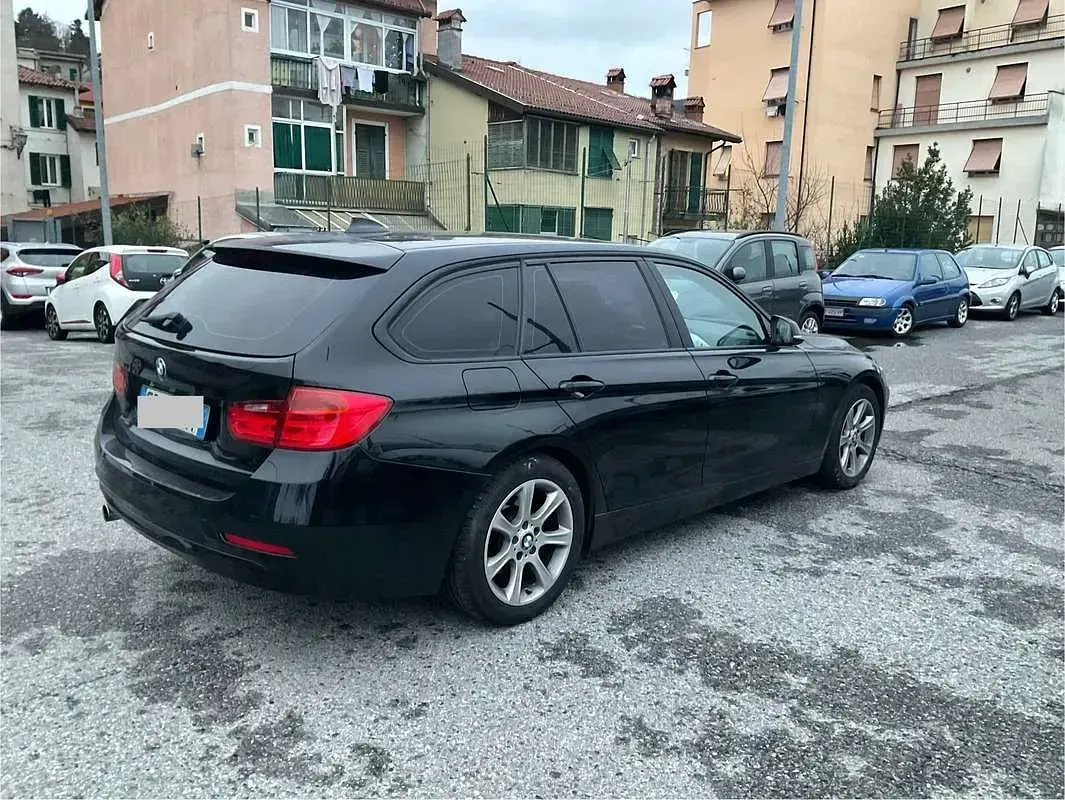 Usata BMW 320 184 CV (135 kW) 2013 Nero Station wagon