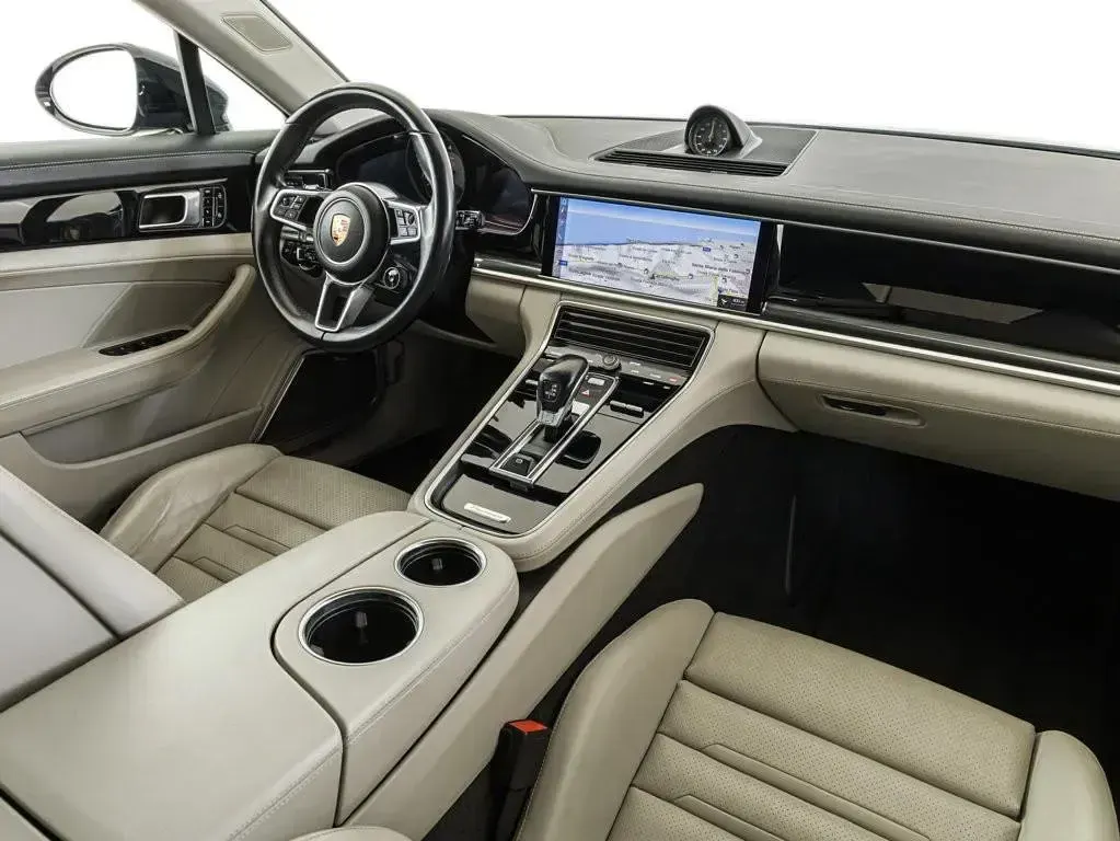 Usata Porsche Panamera 4 E-Hybrid Sport Turismo Sport Turismo 136 CV (100 kW) 2019 Nero Station wagon