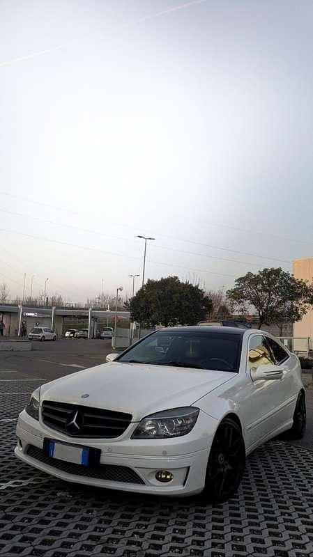 Usata Mercedes CLC220 150 CV (110 kW) 2009 Utilitaria