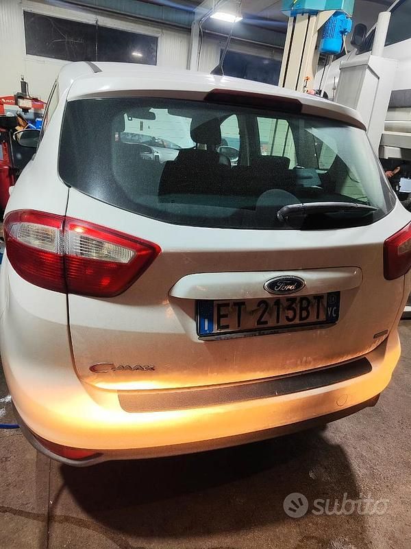 Usata Ford C-MAX 125 CV (91 kW) 2014 Monovolume