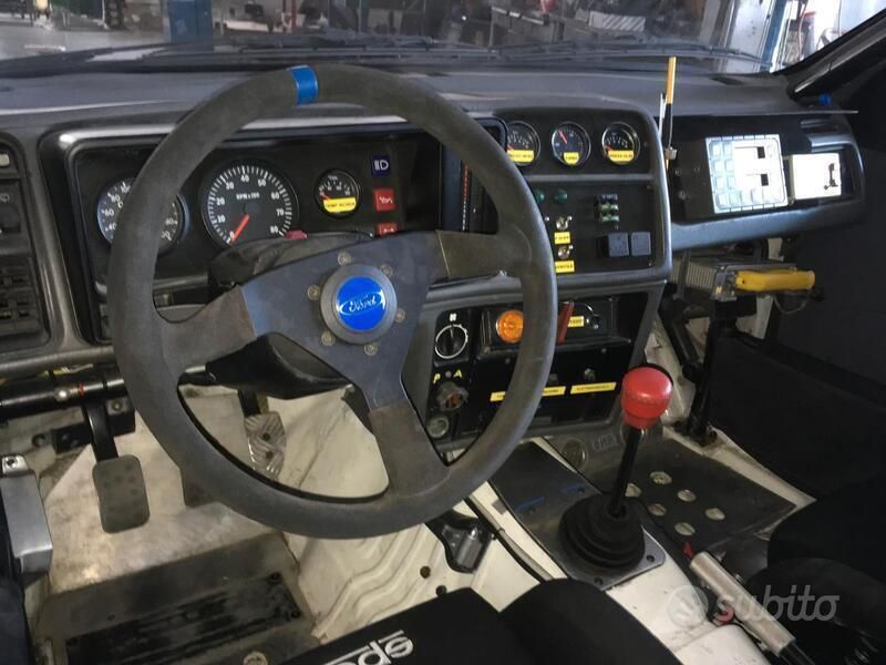 Usata Ford Sierra 204 CV (150 kW) 1986 Bianco