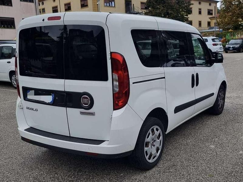 Usata Fiat Doblò Lounge 120 CV (88 kW) 2019 Monovolume