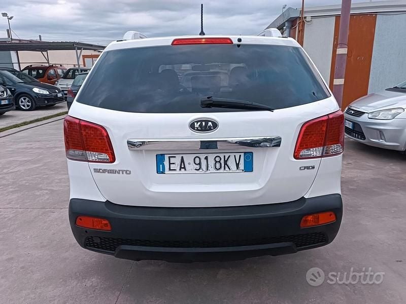 Usata Kia Sorento Active 197 CV (144 kW) 2010 Bianco SUV