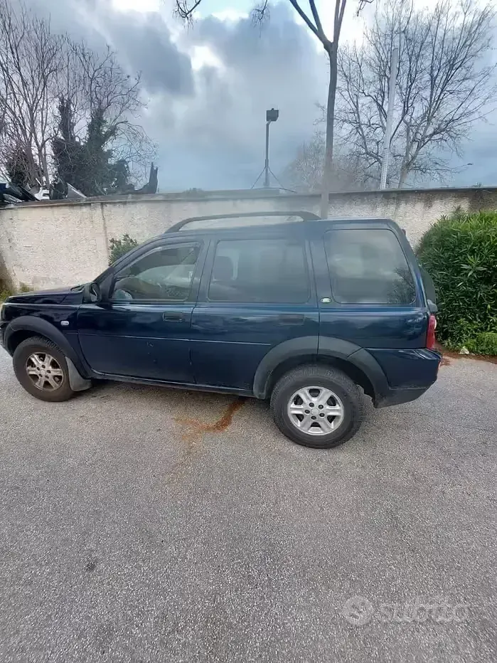 Usata Land Rover Freelander 109 CV (80 kW) 2004 Blu SUV