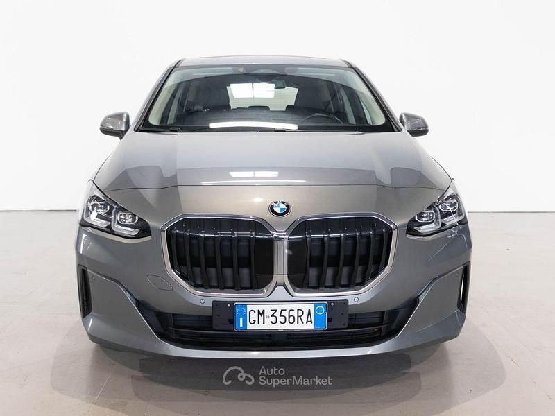 Usata BMW 218 Active Tourer 150 CV (110 kW) 2023 Grigio chiaro Monovolume