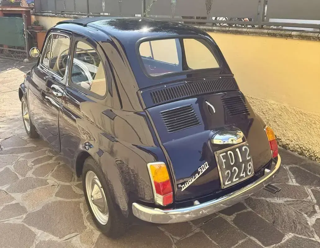 Usata Fiat 500 18 CV (13 kW) 1965 Blu/azzurro Utilitaria