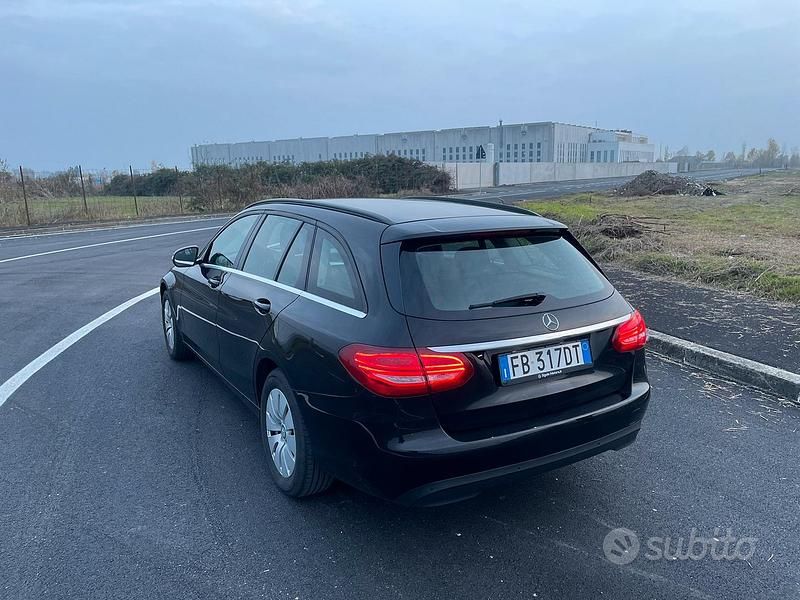 Usata Mercedes C220 170 CV (125 kW) 2016 Berlina
