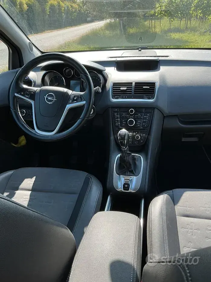 Usata Opel Meriva 75 CV (55 kW) 2014 Monovolume