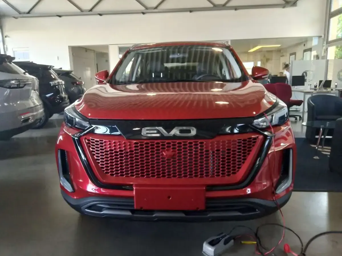 Nuova EVO Evo 5 128 CV (94 kW) 2026 Rosso SUV