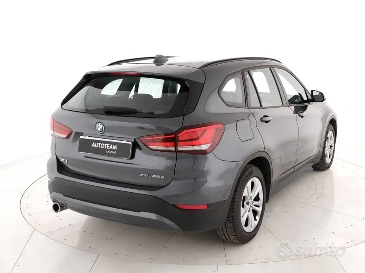 Usata BMW X1 Advantage 125 CV (91 kW) 2021 Grigio SUV