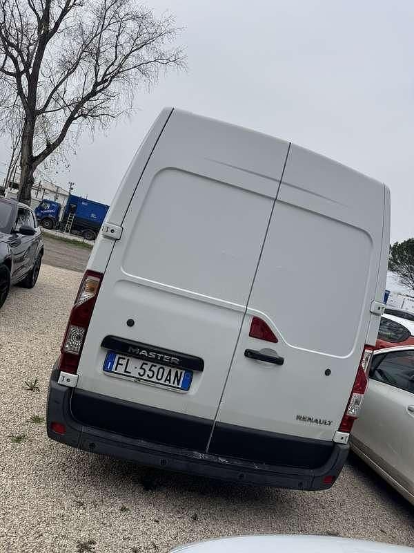 Usata Renault Master 131 CV (96 kW) 2017 Furgone