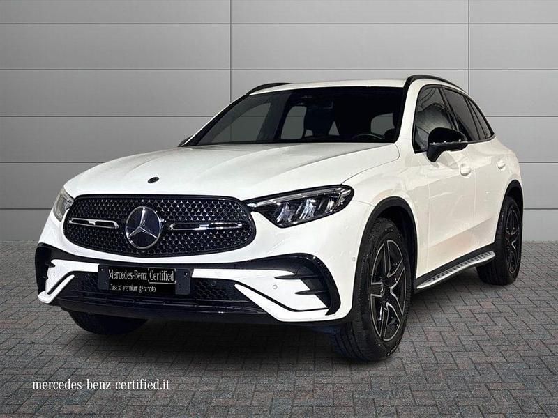 Usata Mercedes GLC220 AMG Line Premium Plus 197 CV (144 kW) 2023 Bianco polare SUV