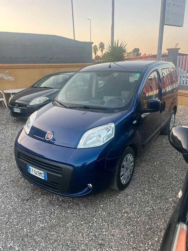 Usata Fiat Qubo Dynamic 75 CV (55 kW) 2015 Blu Monovolume