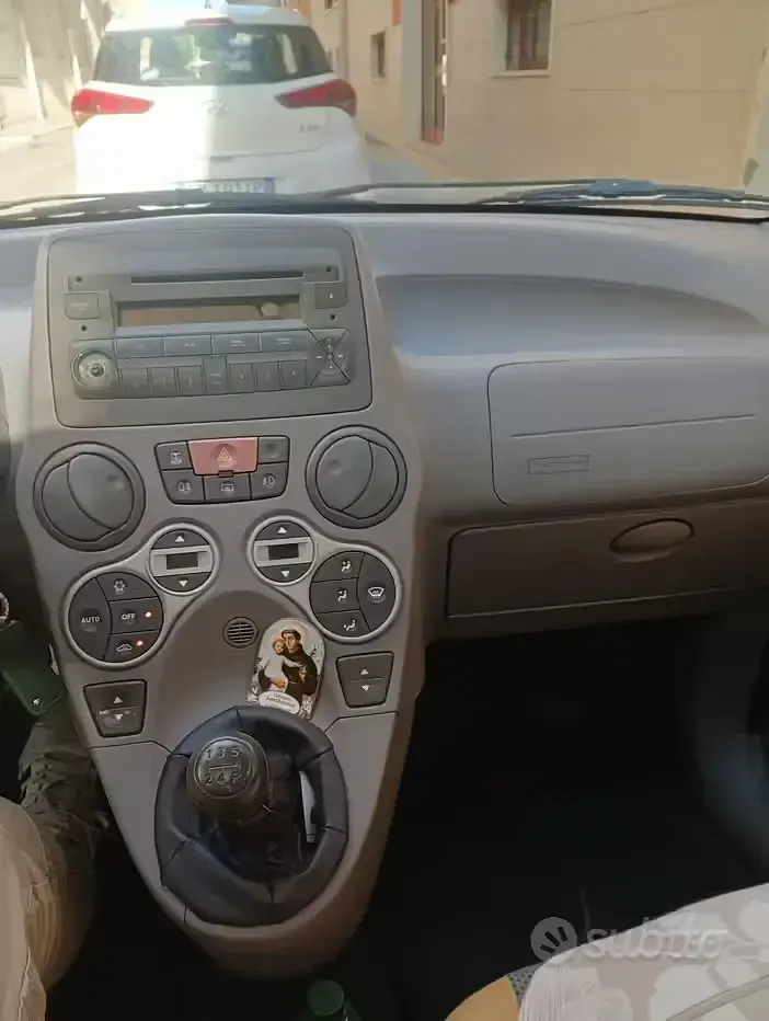Usata Fiat Panda 60 CV (44 kW) 2005 Giallo Utilitaria