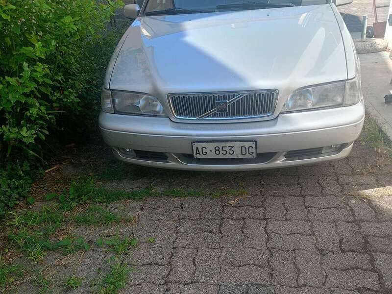 Usata 1997 Volvo S70 Tre volumi | 2500 € - Immagine 1/4