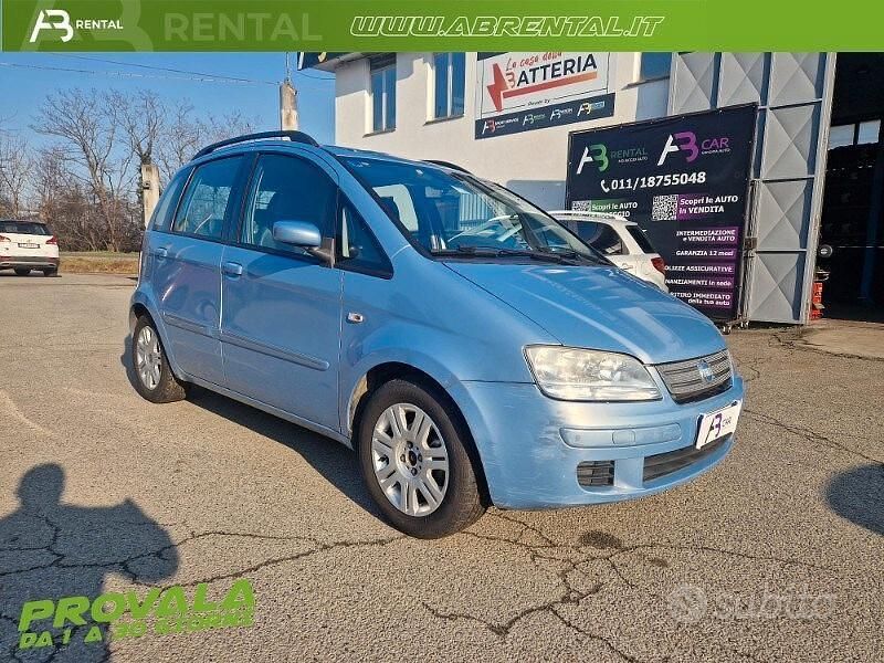 Usata Fiat Idea Dynamic 77 CV (56 kW) 2006 Blu Monovolume
