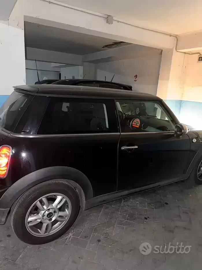 Usata Mini One D 90 CV (66 kW) 2011 Nero Utilitaria