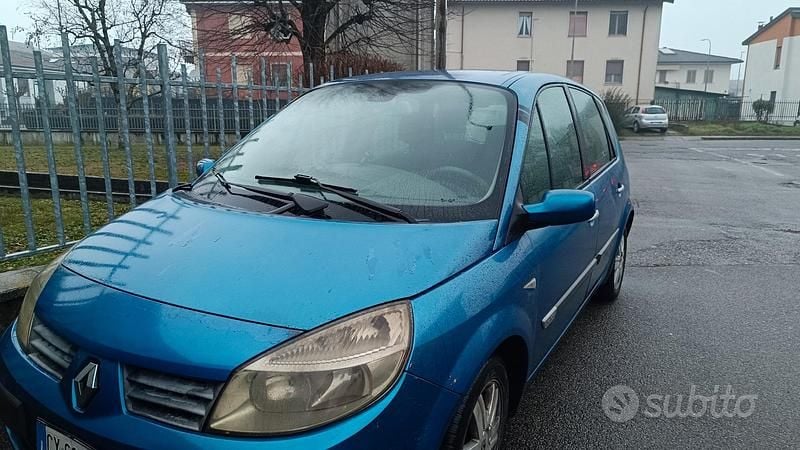 Usata Renault Scénic II 2005 Blu Monovolume