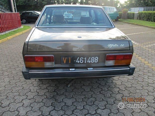 Usata Alfa Romeo Alfetta 131 CV (96 kW) 1980 Marrone Berlina