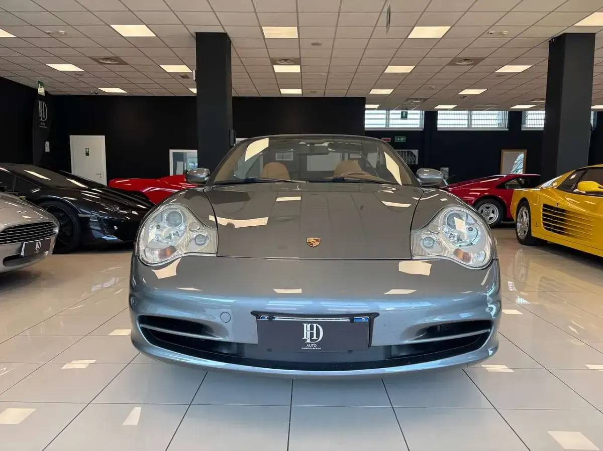 Usata Porsche 996 320 CV (235 kW) 2002 Kerguelen grey metallic Cabrio