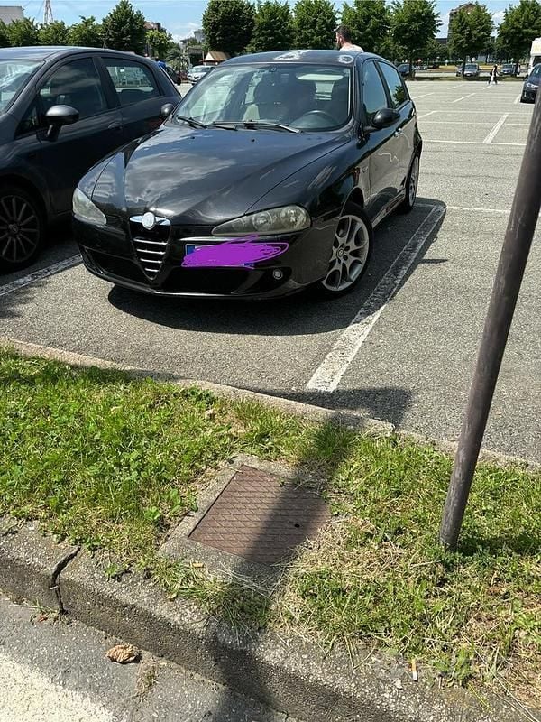 Usata Alfa Romeo 147 2006 Utilitaria