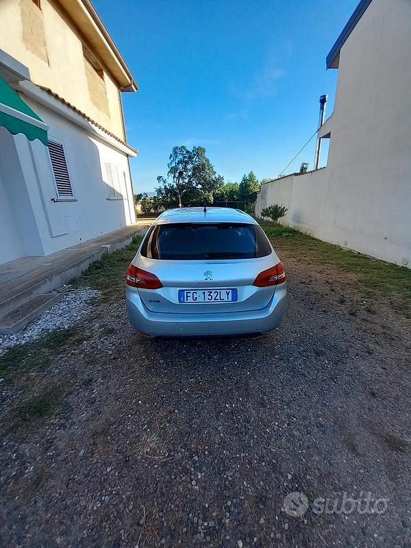 Usata Peugeot 308 112 CV (82 kW) 2017 Grigio Station wagon