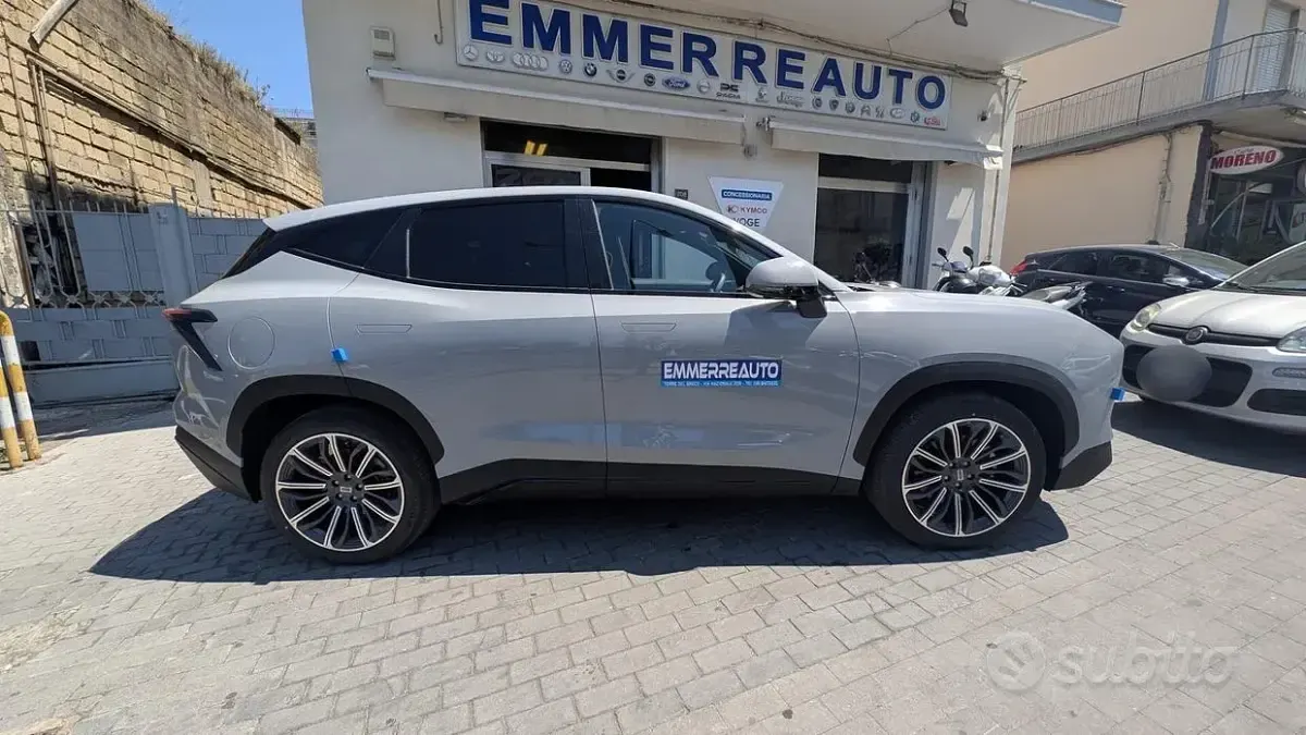 Nuova Sportequipe S6 GT 150 CV (110 kW) 2025 Grigio SUV