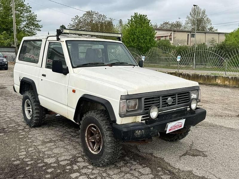 Używany Nissan Patrol 116 KM (85 kW) 1991 Biały SUV
