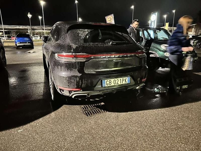 Usata Porsche Macan 245 CV (180 kW) 2020 Nero SUV