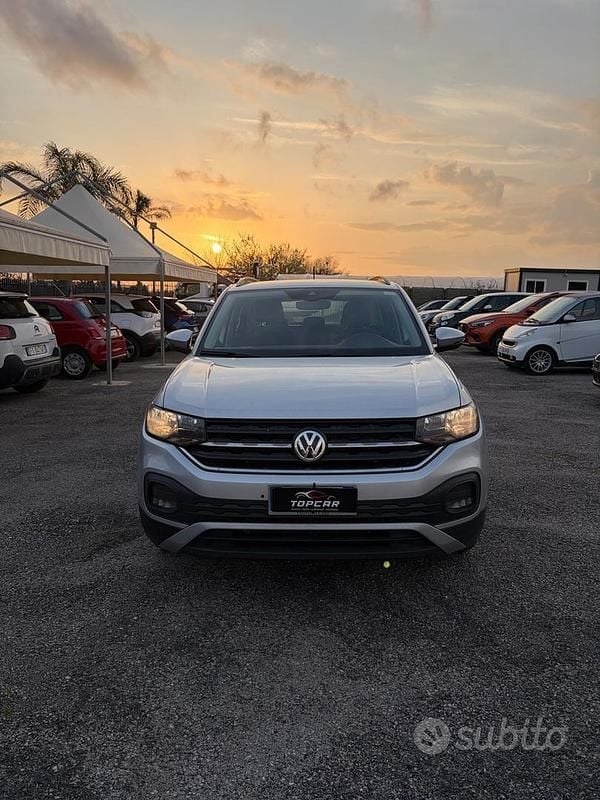 Usata VW T-Cross 95 CV (69 kW) 2020 Grigio SUV