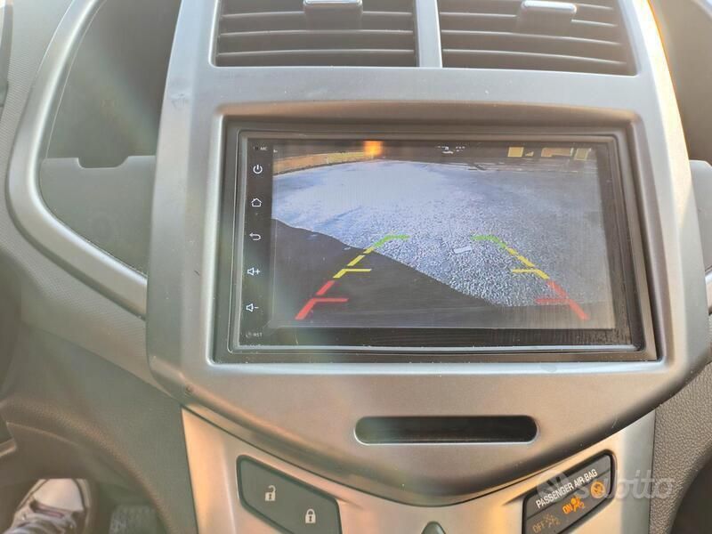 Usata 2011 Chevrolet Aveo Tre volumi | 1500 € (Super prezzo) - Immagine 1/4