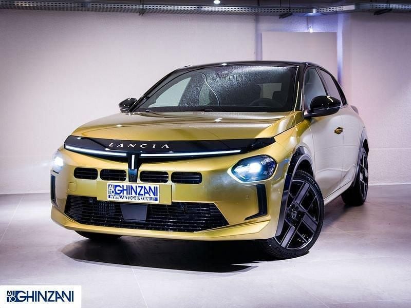 Usata Lancia Ypsilon 110 CV (80 kW) 2024 Oro Utilitaria