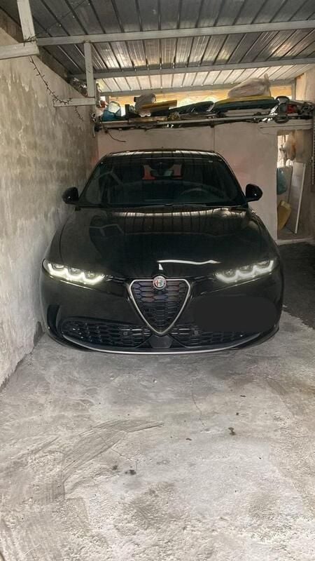 Usata Alfa Romeo Tonale 131 CV (96 kW) 2024 Nero SUV